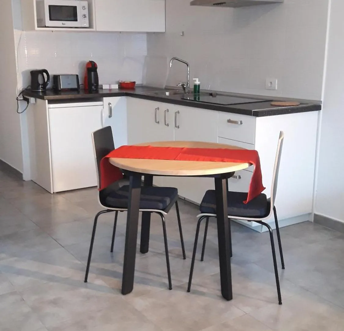 פוארטו דל כרמן Apartment Portonovo Casa Martin - Swimming Pool - Good Wifi - Old Town ספרד